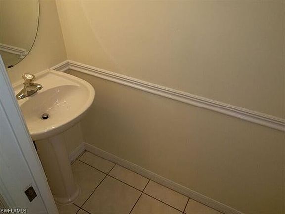 3rd image of 3617 Pine Oak Cir APT 106