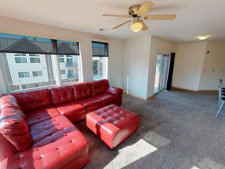 202 N Brooks St — Photo 7