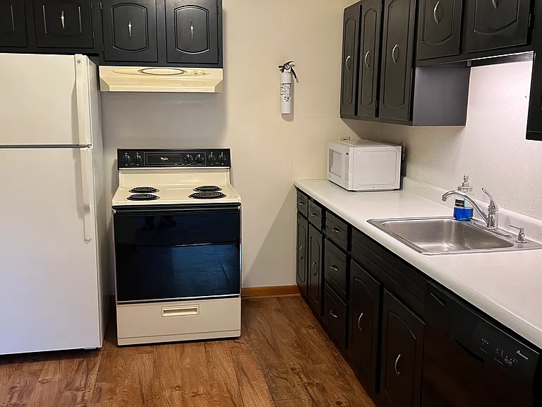 839 Tydings Rd #D — Photo 5
