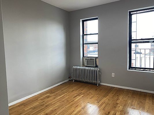 5th image of 1571 Lexington Ave APT 28
