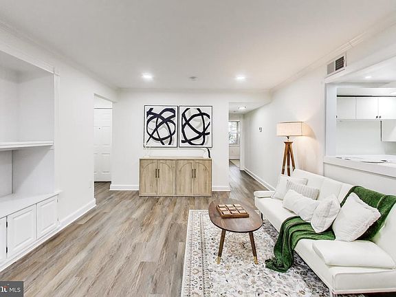 5th image of 2746 Bordeaux Pl