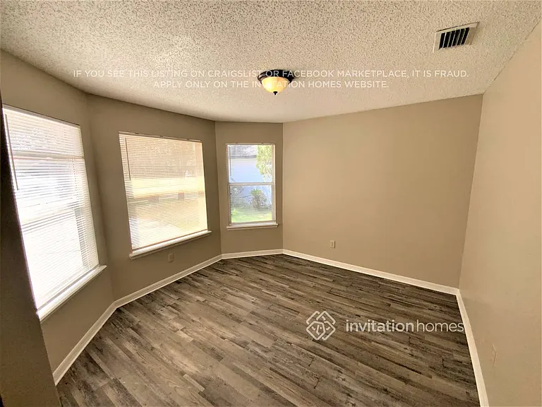 7737 Rockridge Dr W — Photo 7
