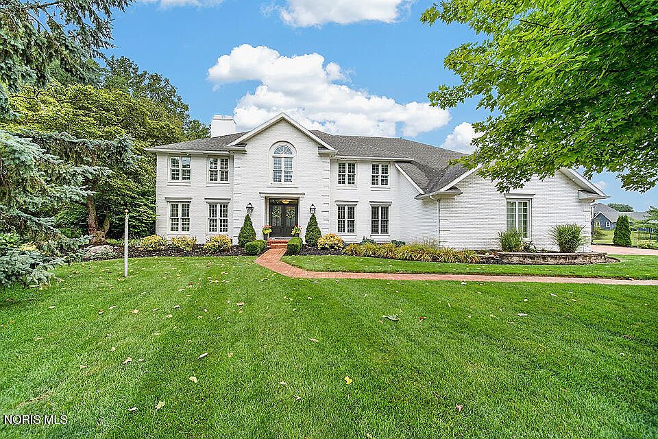 1st image of 2204 Honeytree Ct
