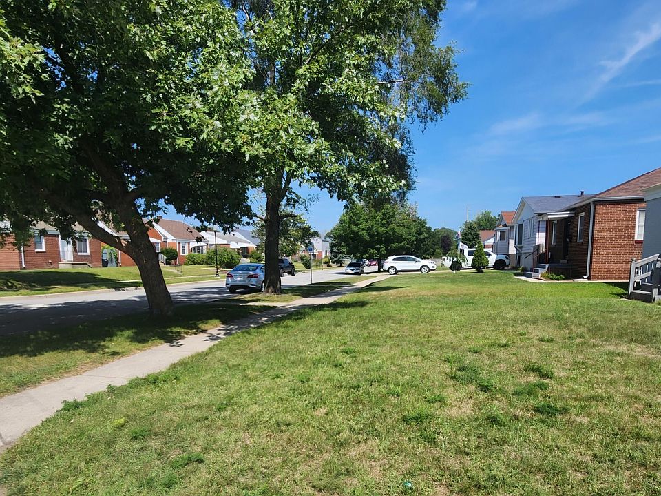 2nd image of 5441 Birch Ave