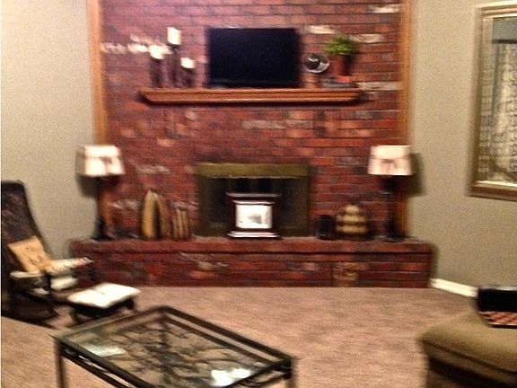 3rd image of 306 SW 11th St