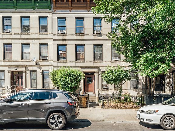3rd image of 613 Sterling Pl #1P