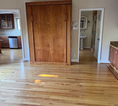 3rd image of 18 Blue Jay Way #A
