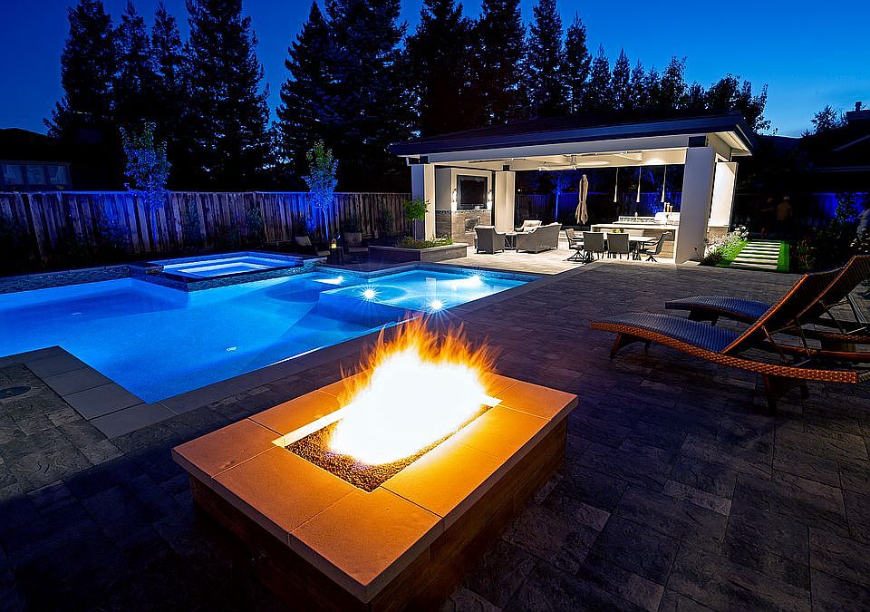 1st image of 108 Victoria Pl