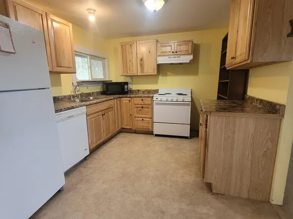 3373 Crofton Rd SW, South Boardman, MI 49680