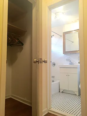 Rented by Urban Real Estate Property Group Inc | media 8