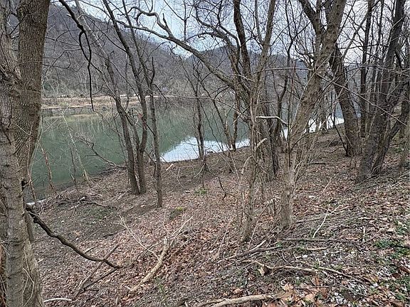 4th image of 120 River Way Rd
