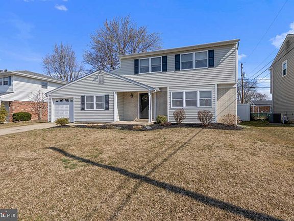 2nd image of 2621 Heritage Farm Dr