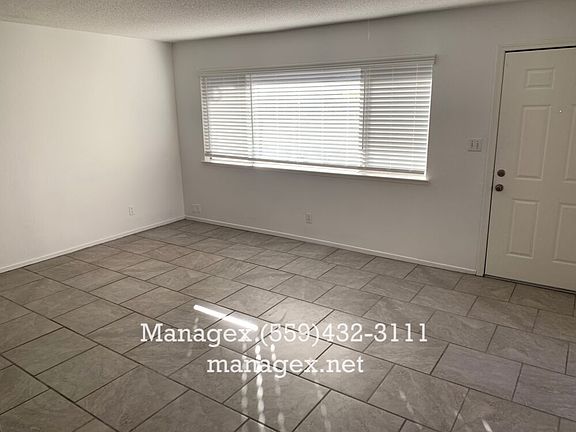 4th image of 6060 N Poplar Ave