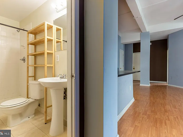 1324 Locust St #1602 — Photo 13