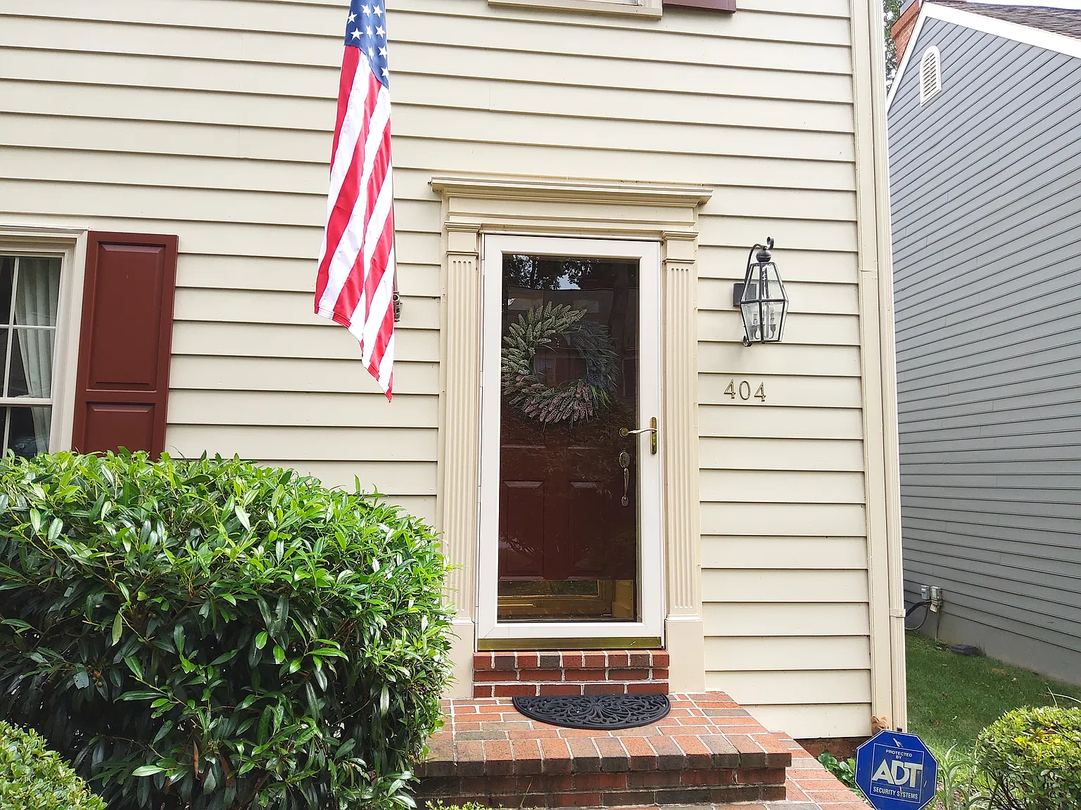 3 bed, 2.5 bath, 2067 sqft, $3,700 — Photo 4