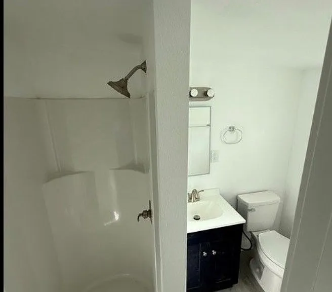 7134 Granger Ave #6 — Photo 4