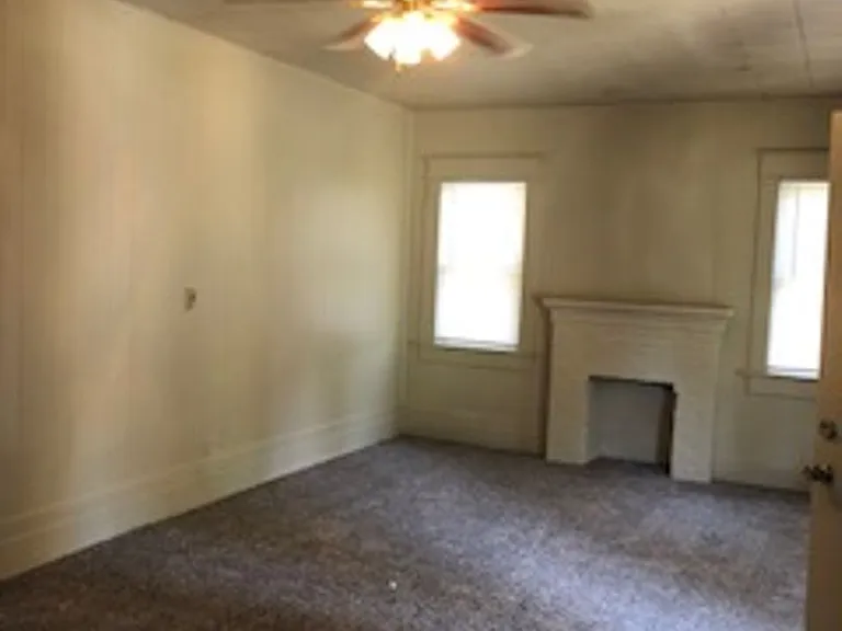 708 S 17th St — Photo 3