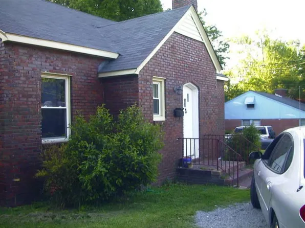 212 Lewis St #B, Greenville, NC 27858