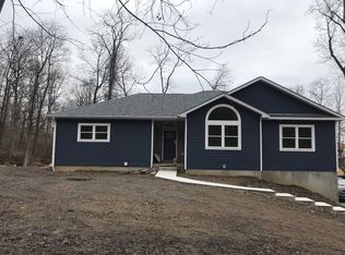 408 River Rd, Newburgh, NY 12550