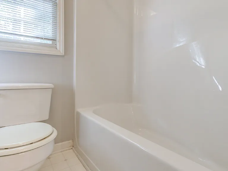 103 Unaka Ct — Photo 52