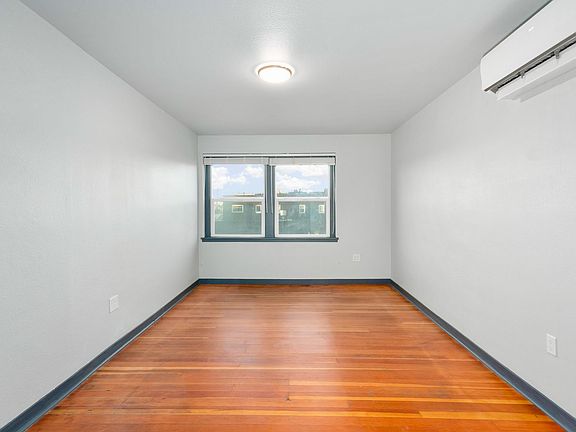 4th image of 5402 S Tacoma Way #219