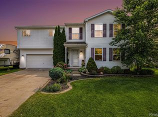 9318 Tiger Run Trl, Davison, MI 48423