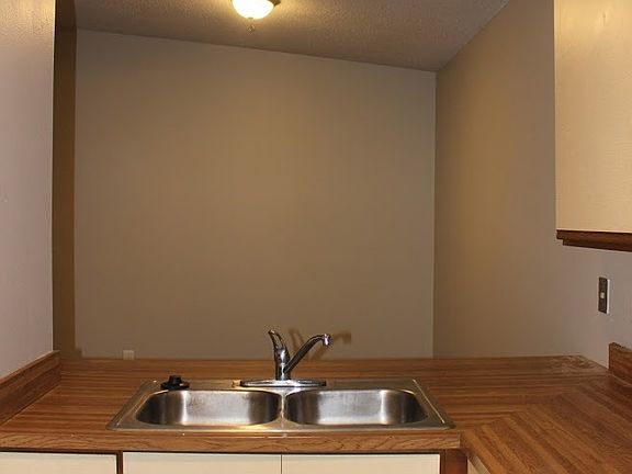 4th image of 1200 W Bethel Ave #307