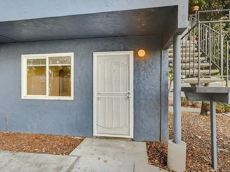 3257 Delaware St #5 — Photo 15