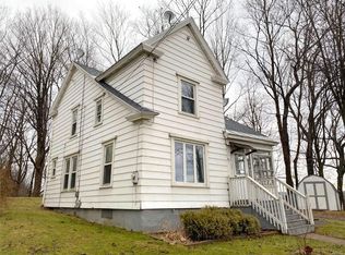 88 Worth St, Fulton, NY 13069