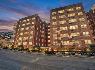 30 E Hartsdale Avenue #2J, Hartsdale, NY 10530