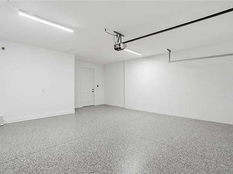 2148 Sequoia Ct — Photo 28