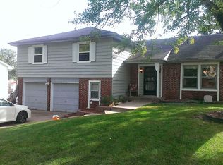205 NW 53rd Ter, Kansas City, MO 64118