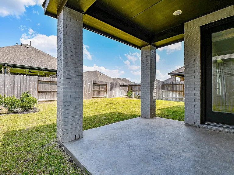 943 Malibu Shore Ln — Photo 47
