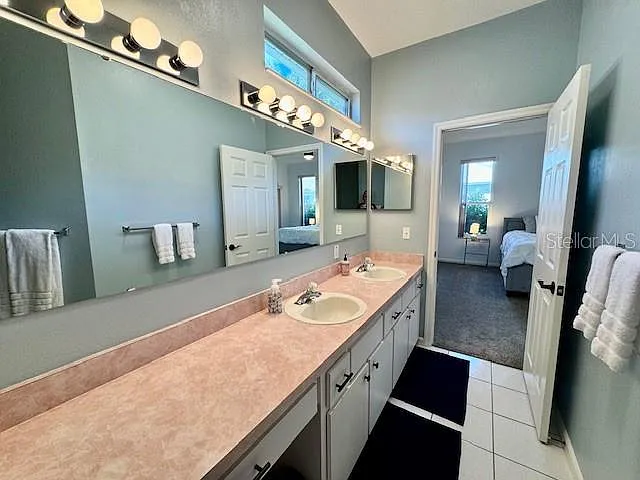 2360 NW 53rd Avenue Rd — Photo 15
