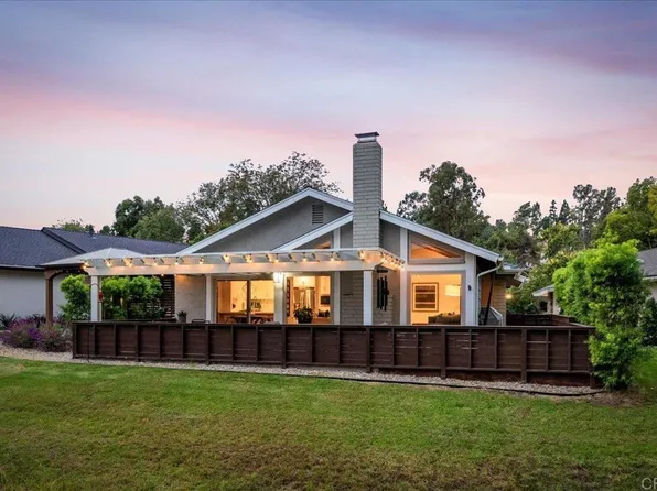 1227 La Casa Dr, San Marcos, CA 92078