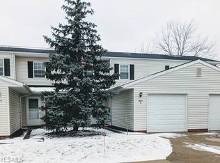 8071 Puritan Dr APT C, Mentor, OH 44060