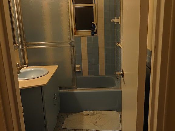 4th image of 700 Shore Rd APT 2M