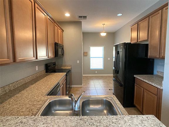 4th image of 1122 Honey Blossom Dr