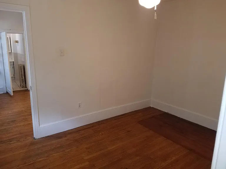 263 S 9th St #2-R — Photo 14