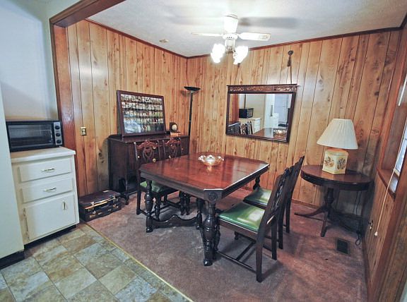 4th image of 1846 Crossland Ave