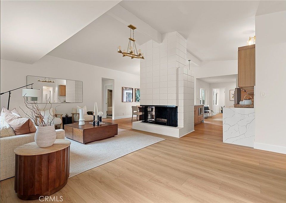 1st image of 628 Rapallo Ave
