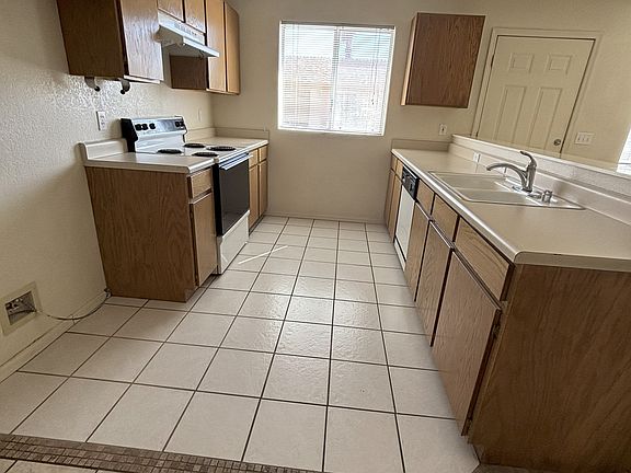 2nd image of 2133 Injo Dr APT 4