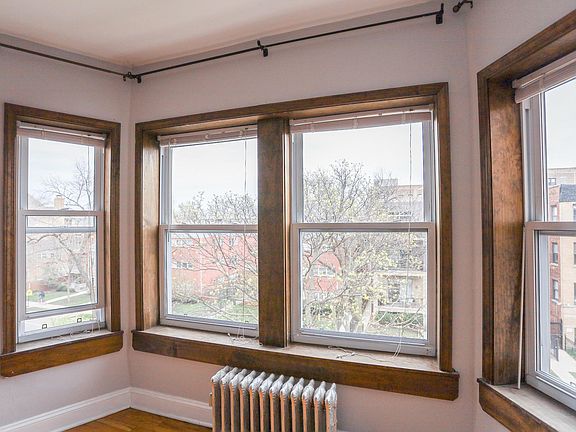 4th image of 6954 N Ashland Ave #302