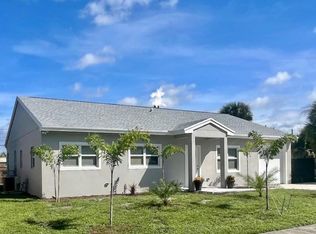 9122 Bamboo Dr, Palm Beach Gardens, FL 33410