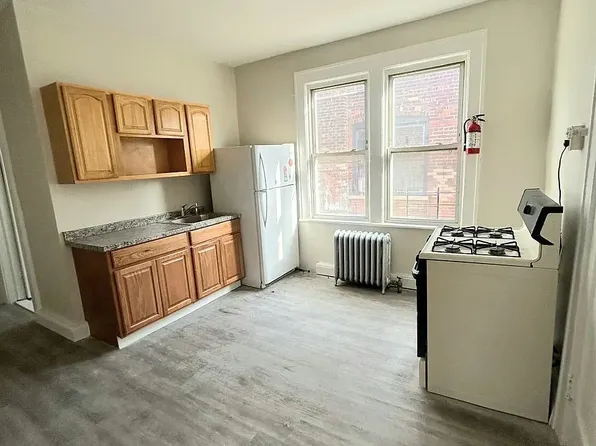 490 E 23rd St, Paterson, NJ