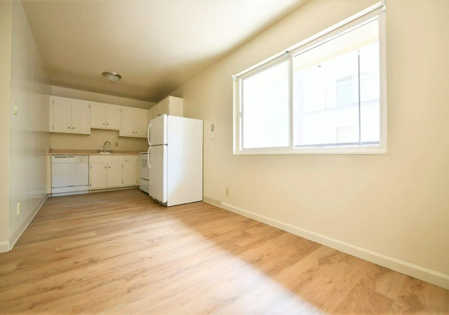 2514 College Avenue - Berkeley — Photo 3