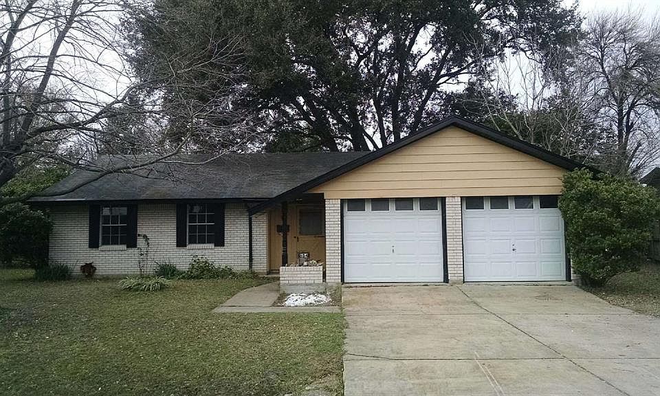 1st image of 634 Saddle Rock Dr