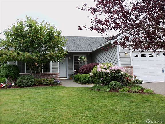 3rd image of 21005 111th Avenue Ct E