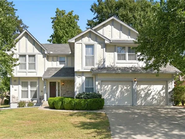 1401 NW Fox Ridge Dr, Blue Springs, MO 64015