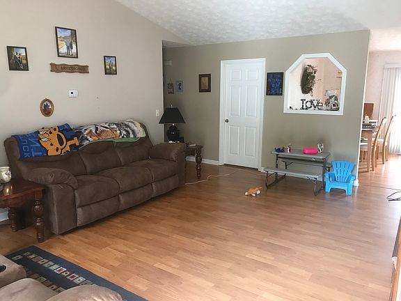 2nd image of 231 Southgate Dr